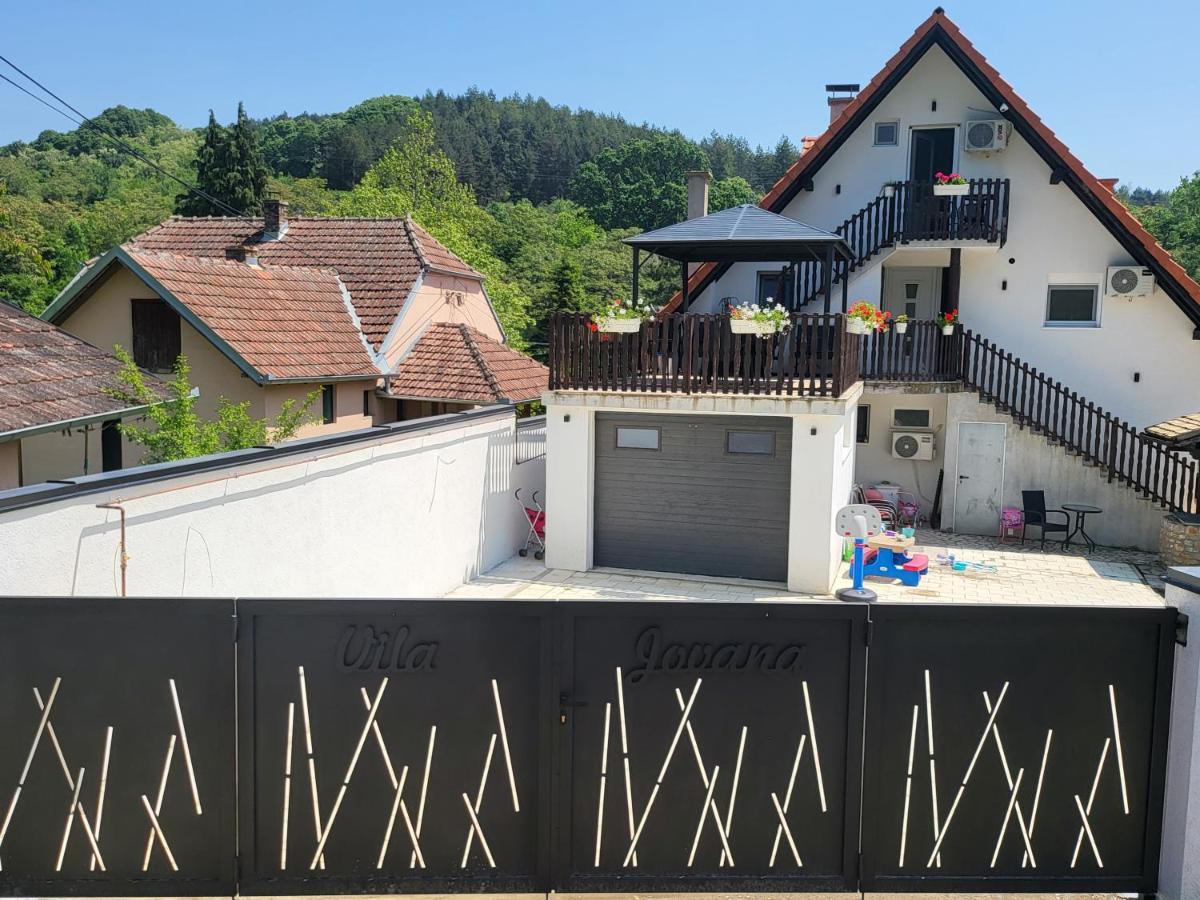 Vila Jovana Vrdnik Bagian luar foto